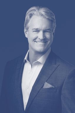 Tom James Headshot